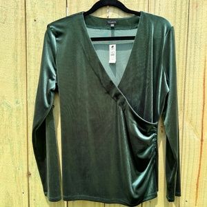NWT!!  TALBOTS Long-Sleeved Dressy Top in Green!